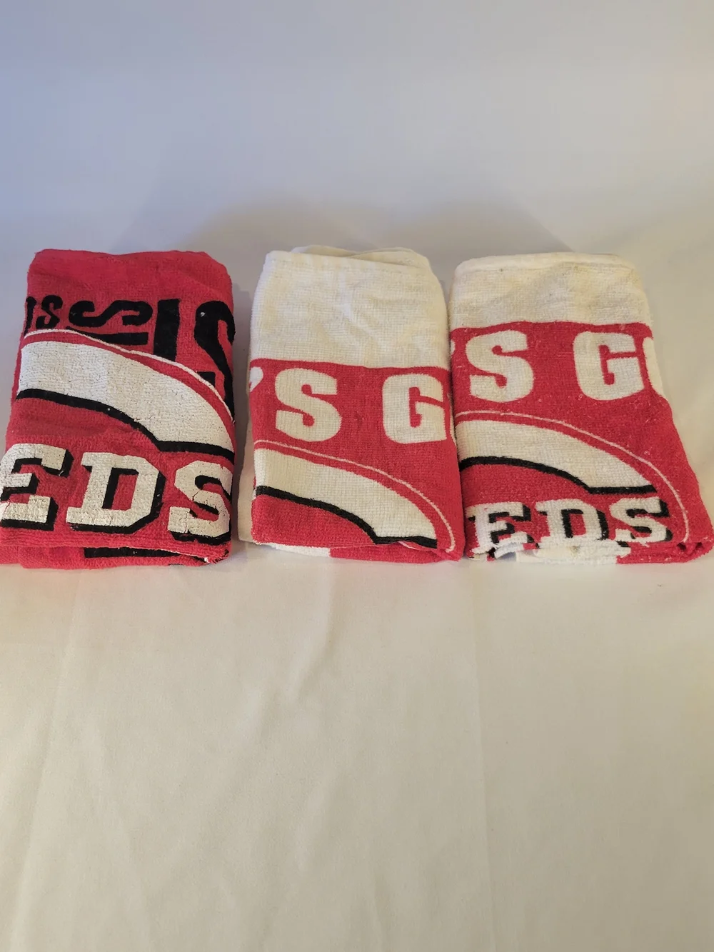 Vintage Cincinnati Reds Baseball Rally Towel Lot 3x Stadium Giveaway Kroger MLB